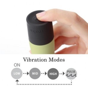Los placeres de Lola Zen clitoral vibrator by Iroha from Tenga